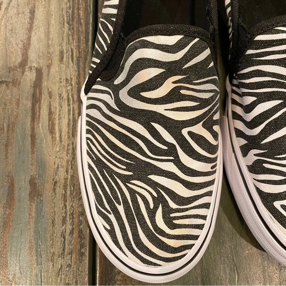 Keds Double Decker Zebra Canvas Slip On Shoes Womens Size 5 Dream Foam Sneakers